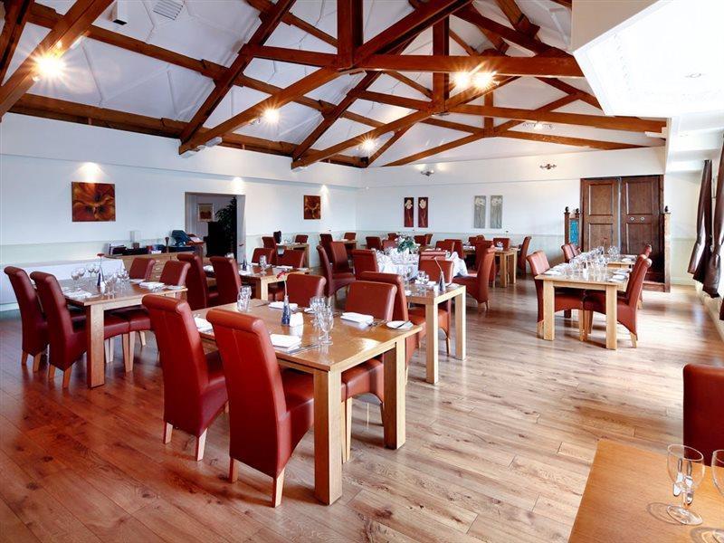 Mercure Swindon East Hotel And Spa Εξωτερικό φωτογραφία