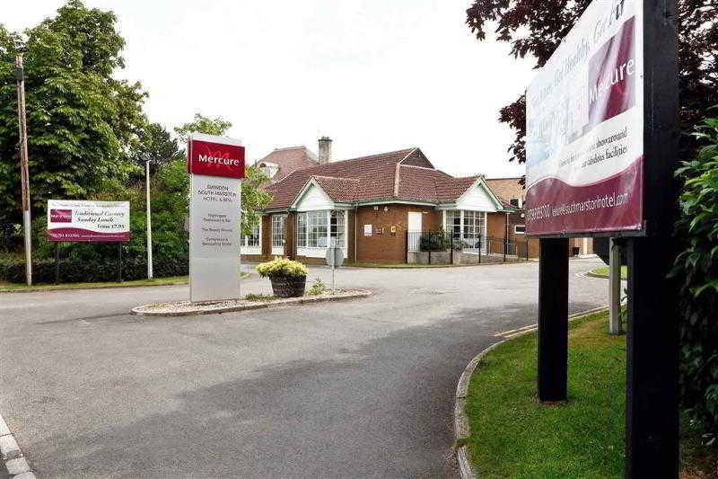 Mercure Swindon East Hotel And Spa Εξωτερικό φωτογραφία
